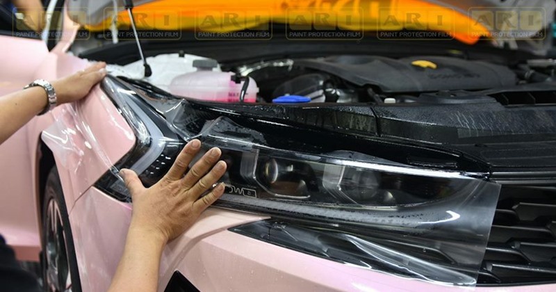 Dán film PPF ARI bảo vệ nội thất, đèn xe cho KIA K5