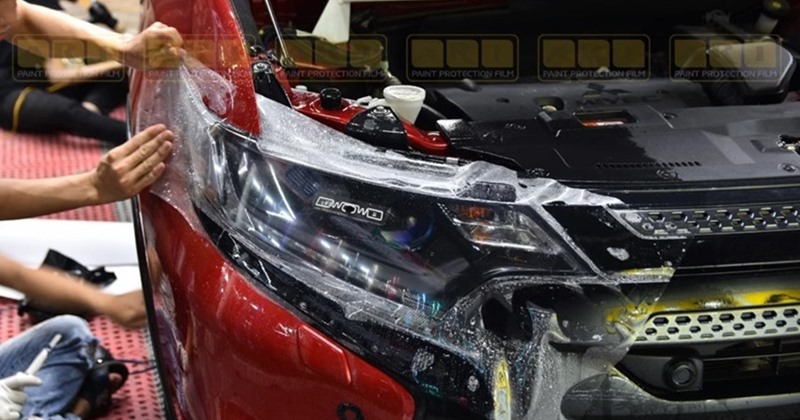 Dán film PPF đèn cho xe Outlander: Lợi ích nổi bật và chi phí