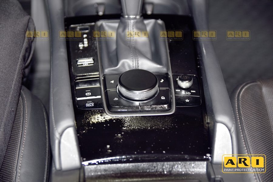 Dán PPF nội thất Mazda 3 - Bảo vệ nội thất ô tô hiệu quả