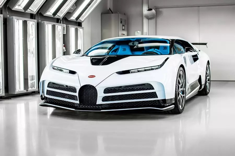 【HOT】Dán PPF xe Bugatti. Bảo vệ sơn xe tuyệt đối với PPF ARI