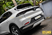 Dán PPF xe VinFast VF8 màu trắng - Hình 10