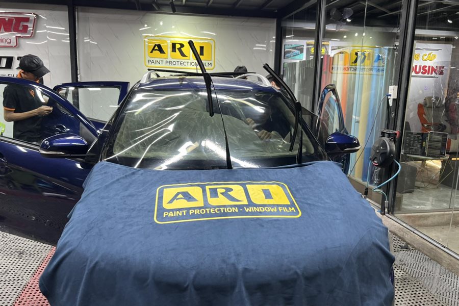 Địa chỉ dán phim cách nhiệt ô tô Quận 1 uy tín - Bảo hành lâu dài
