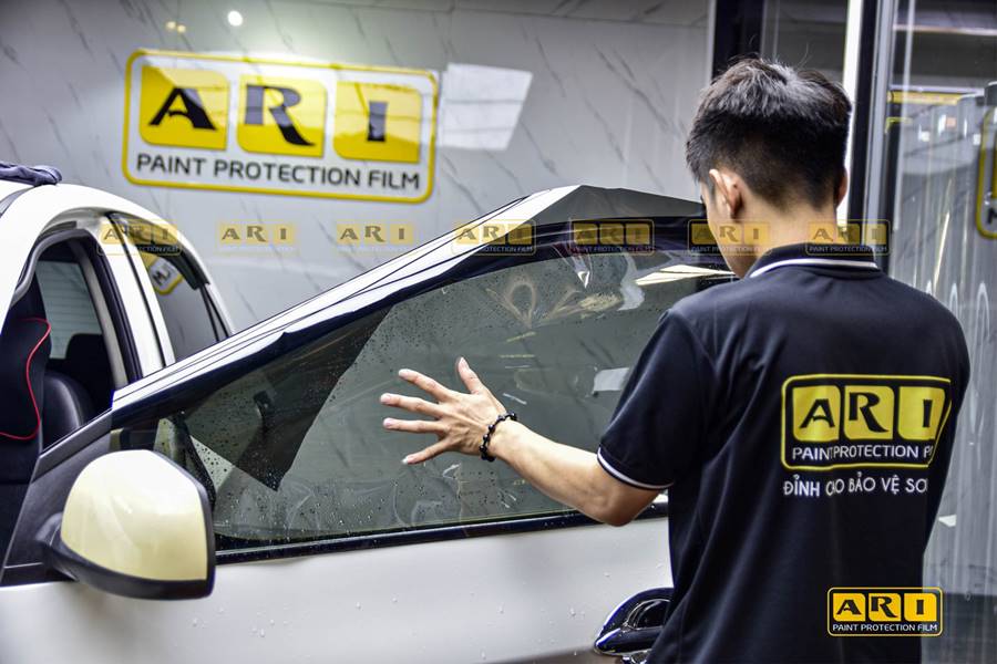 Địa chỉ dán phim cách nhiệt ô tô tại Bắc Giang uy tín