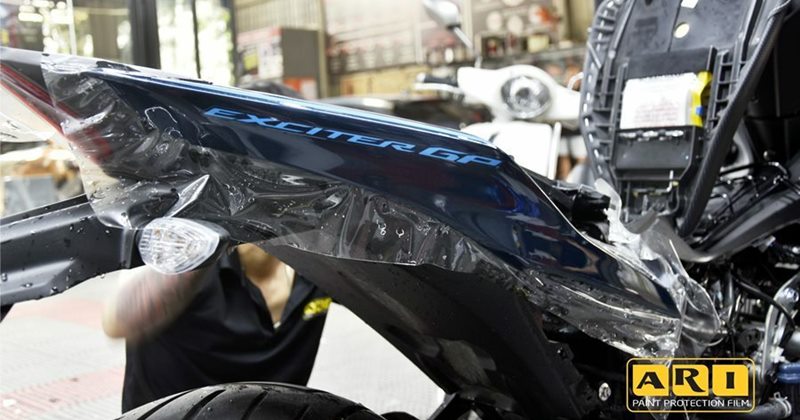 [So sánh] Nên dán PPF cho xe máy hay phủ nano cho xe máy?